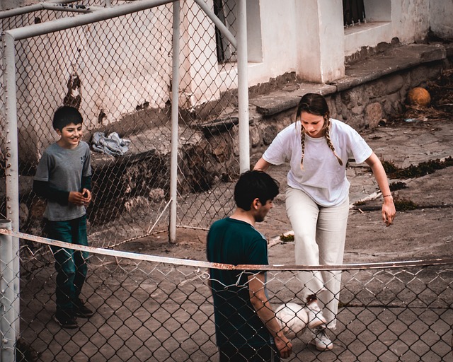 而阿利森则 而阿利森则